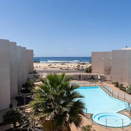 Sol Y Playa A El Cotillo. *